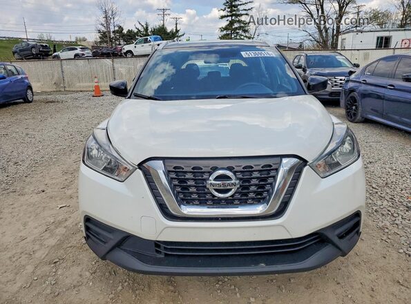 3N1CP5CU2JL516565 2018 NISSAN KICKS Белый Вид спереди