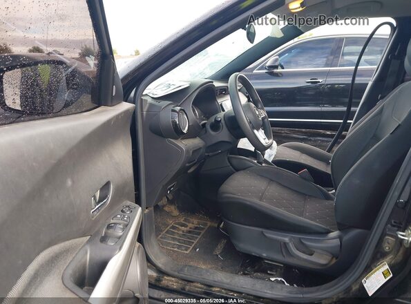 3N1CP5CU2KL546439 2019 NISSAN KICKS Черный Вид салона спереди