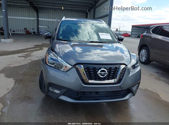 3N1CP5CU3KL540634 2019 NISSAN KICKS Серый Вид задней части салона