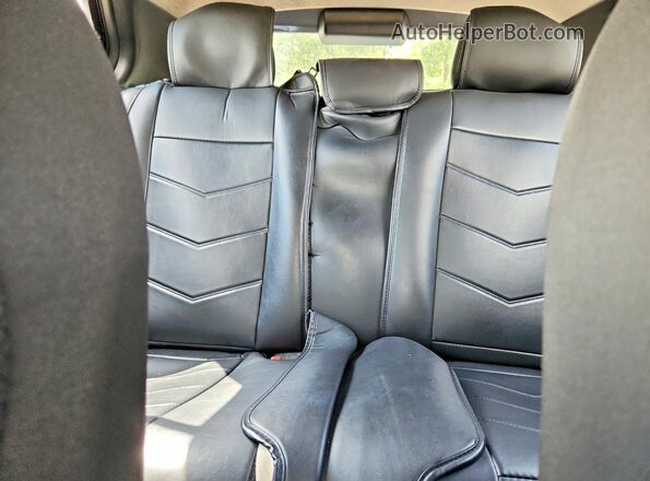 3N1CP5CU4JL510895 2018 NISSAN KICKS Черный Вид задних сидений