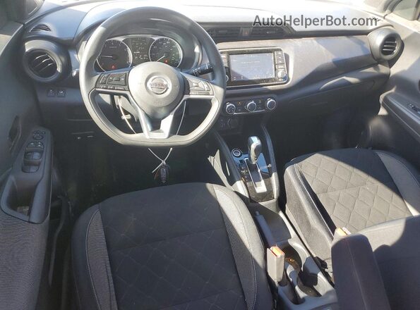 3N1CP5CU4JL531598 2018 NISSAN KICKS White Dashboard view