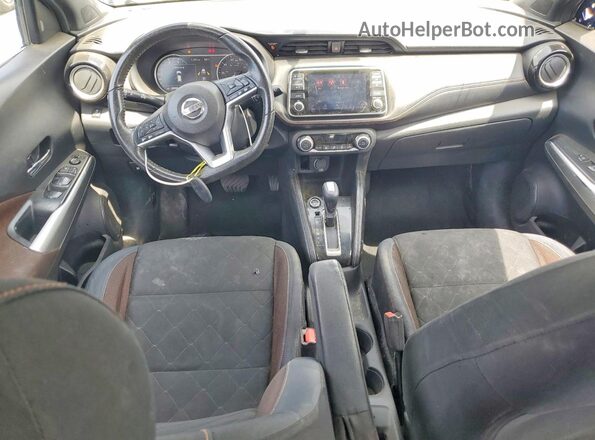 3N1CP5CU5JL521498 2018 NISSAN KICKS Blue Widok deski rozdzielczej