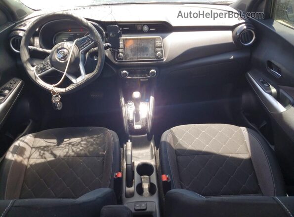 3N1CP5CU5JL540598 2018 NISSAN KICKS Черный Вид панели приборов
