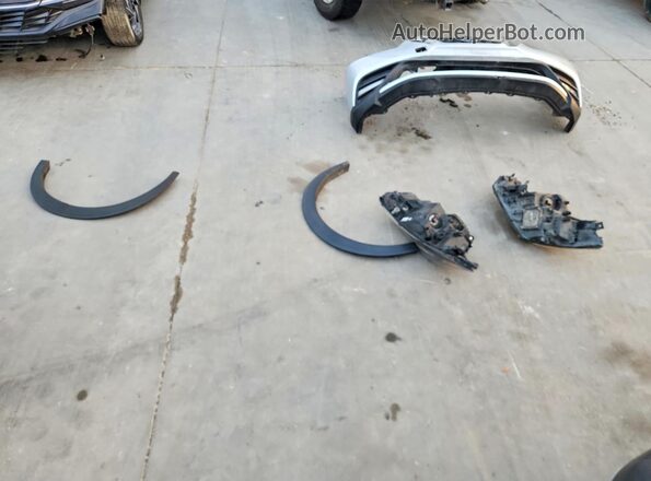 3N1CP5CU6JL538701 2018 NISSAN KICKS Серебряный Вид подкапотного пространства