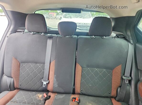 3N1CP5CU6KL527909 2019 NISSAN KICKS Серебряный Вид задних сидений