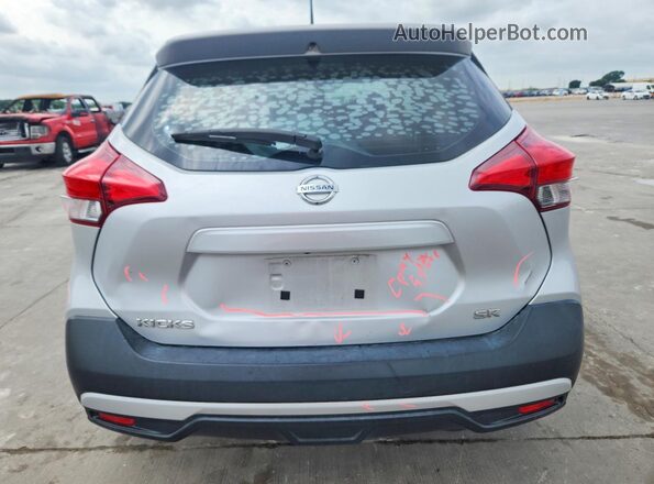 3N1CP5CU6KL527909 2019 NISSAN KICKS Серебряный Вид сзади