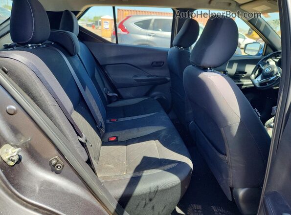 3N1CP5CU6KL545147 2019 NISSAN KICKS Gray Հետևի նստատեղերի տեսք
