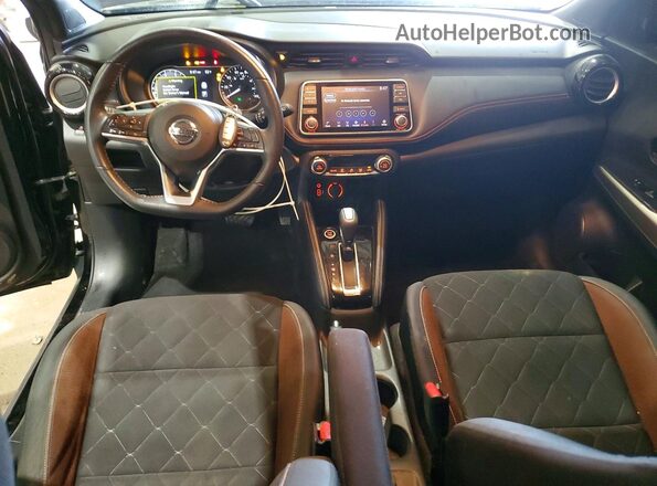 3N1CP5CU6KL550476 2019 NISSAN KICKS Черный Вид панели приборов