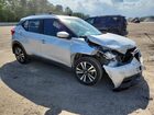 2018 Nissan Kicks Sv Серебряный vin: 3N1CP5CU7JL510454
