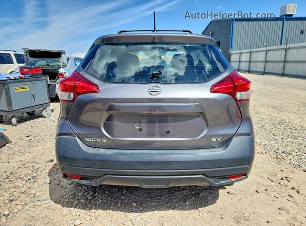3N1CP5CU7JL517498 2018 NISSAN KICKS Gray Vista trasera