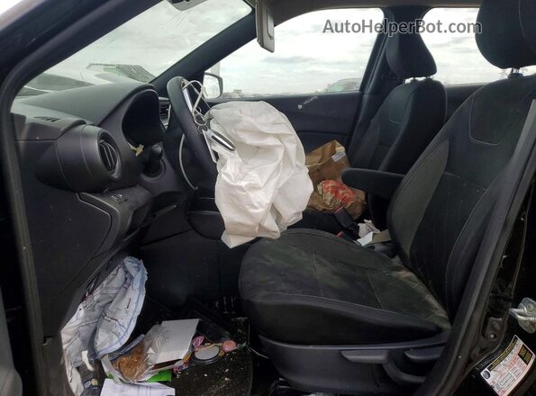 3N1CP5CU7KL569165 2019 NISSAN KICKS Черный Вид салона спереди