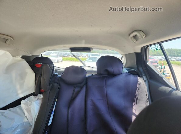 3N1CP5CU8JL531555 2018 NISSAN KICKS White Հետևի նստատեղերի տեսք