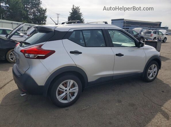 3N1CP5CU9KL504768 2019 NISSAN KICKS Серебряный Задняя правая четверть