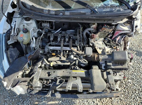 3N1CP5CUXKL538329 2019 NISSAN KICKS Белый Вид задней части салона