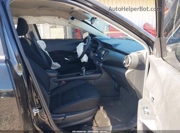 3N1CP5CV3ML546302 2021 NISSAN KICKS Черный Вид салона спереди
