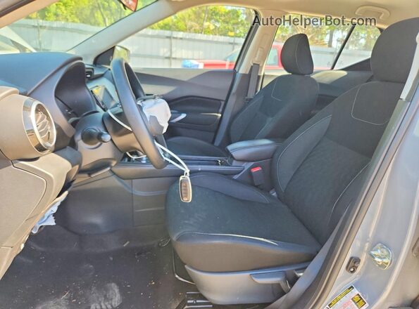 3N1CP5CV3PL535286 2023 NISSAN KICKS Gray Vista interior delantera
