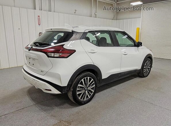 3N1CP5CV4ML479063 2021 NISSAN KICKS Белый Задняя правая четверть