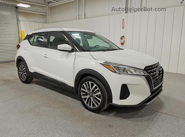3N1CP5CV4ML479063 2021 NISSAN KICKS Белый Передняя правая четверть