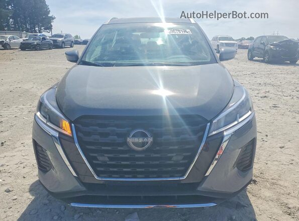 3N1CP5CV5RL477734 2024 NISSAN KICKS Серый Вид спереди