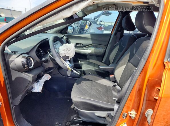 3N1CP5CV6LL509484 2020 NISSAN KICKS Оранжевый Вид салона спереди