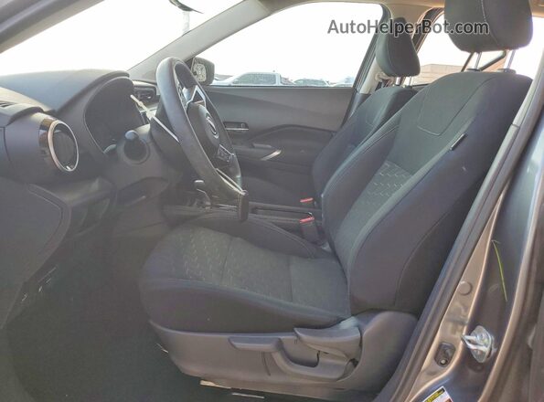 3N1CP5CV6RL526911 2024 NISSAN KICKS Серый Вид салона спереди