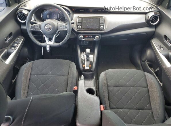 3N1CP5CV7LL555762 2020 NISSAN KICKS Silver Вид панелі приладів