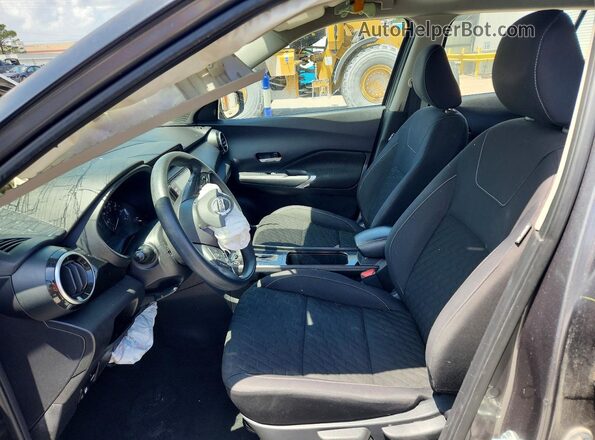 3N1CP5CV7ML481289 2021 NISSAN KICKS Серый Вид салона спереди