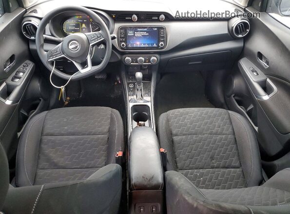 3N1CP5CV8RL473998 2024 NISSAN KICKS Gray Вид панелі приладів