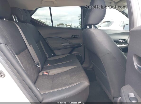 3N1CP5CV9LL483219 2020 NISSAN KICKS Silver Vista de la etiqueta del VIN