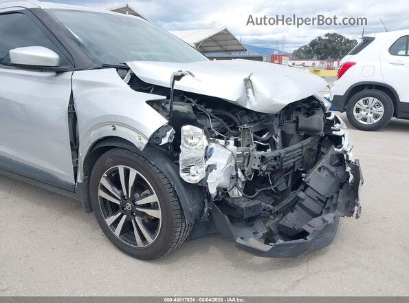 3N1CP5CV9LL483219 2020 NISSAN KICKS Silver 