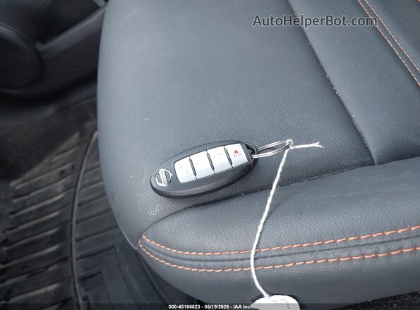 3N1CP5DV0LL533729 2020 NISSAN KICKS Silver Widok deski rozdzielczej