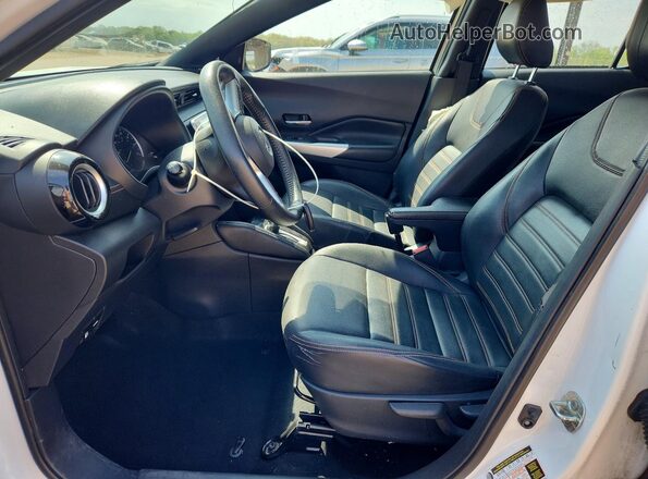3N1CP5DV1LL551740 2020 NISSAN KICKS Белый Вид салона спереди