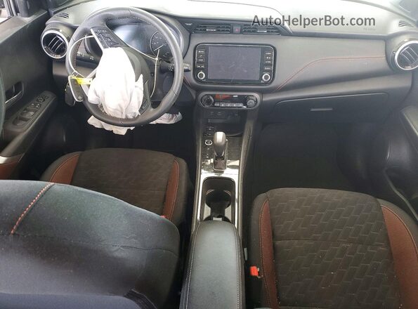 3N1CP5DV2RL538469 2024 NISSAN KICKS Серый Вид панели приборов