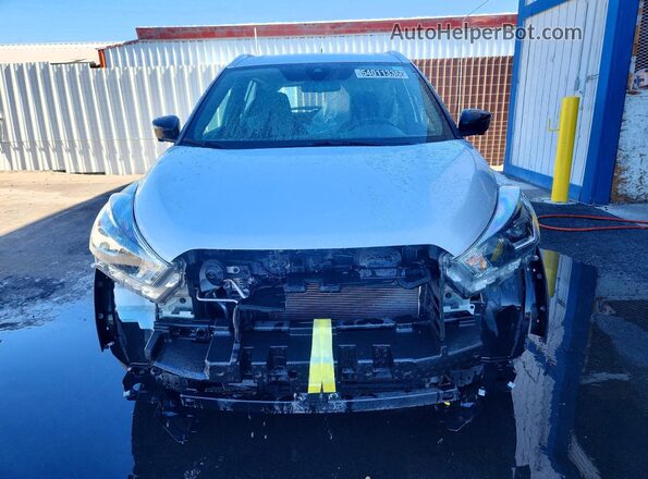 3N1CP5DV9LL528738 2020 NISSAN KICKS Белый Вид спереди
