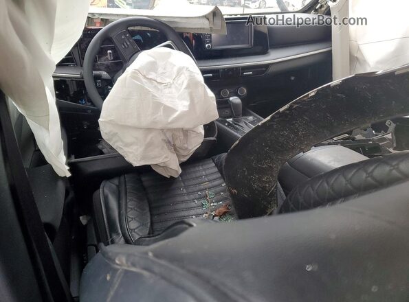 3N8AP6BA2SL389274 2025 NISSAN KICKS Brown Widok deski rozdzielczej