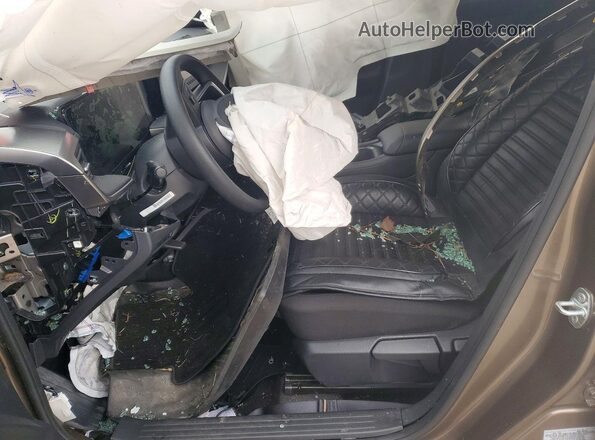 3N8AP6BA2SL389274 2025 NISSAN KICKS Brown Widok wnętrza z przodu