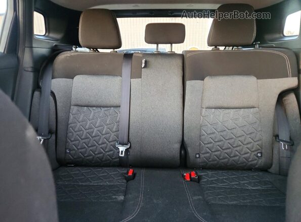 3N8AP6CA1SL439581 2025 NISSAN KICKS Brown Вид задніх сидінь