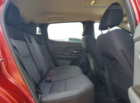 3N8AP6CB1TL355514 2026 NISSAN KICKS Красный Вид задней части салона