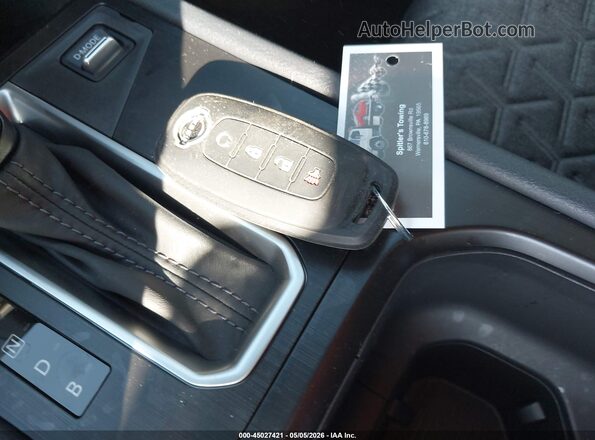 3N8AP6CB7TL307631 2026 NISSAN KICKS Серый Вид панели приборов