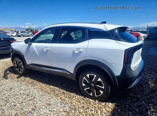 3N8AP6CB8TL372116 2026 NISSAN KICKS White Trasero izquierdo