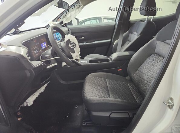 3N8AP6CBXTL389516 2026 NISSAN KICKS Белый 