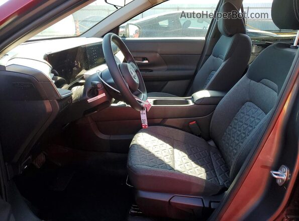 3N8AP6CE7TL318381 2026 NISSAN KICKS Двухцветный Вид салона спереди