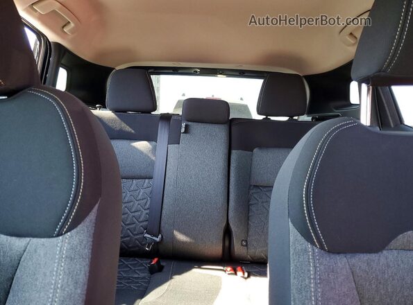 3N8AP6CE7TL318381 2026 NISSAN KICKS Двухцветный Вид задних сидений