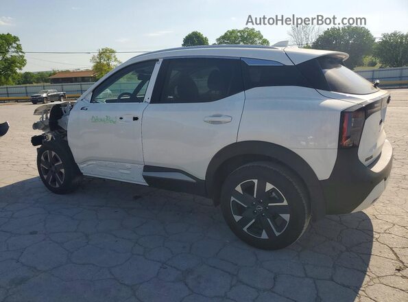 3N8AP6DA1SL439787 2025 NISSAN KICKS White Trasero izquierdo