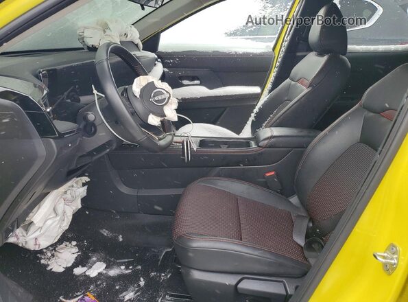 3N8AP6DB1SL348222 2025 NISSAN KICKS Yellow Սալոնի դիմացի տեսք