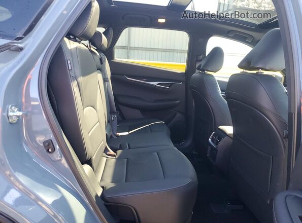 3PCAJ5FB2SF105294 2025 INFINITI QX50 Gray Vista interior trasera