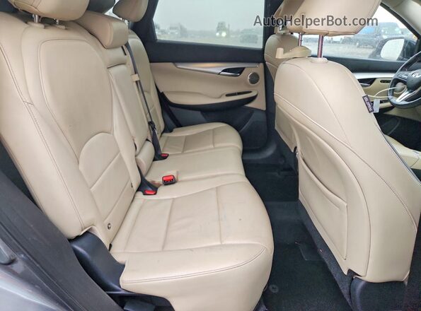 3PCAJ5M14KF102553 2019 INFINITI QX50 Charcoal Вид задньої частини салону