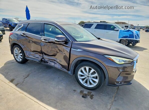 3PCAJ5M16KF106880 2019 INFINITI QX50 Коричневый Передняя правая четверть
