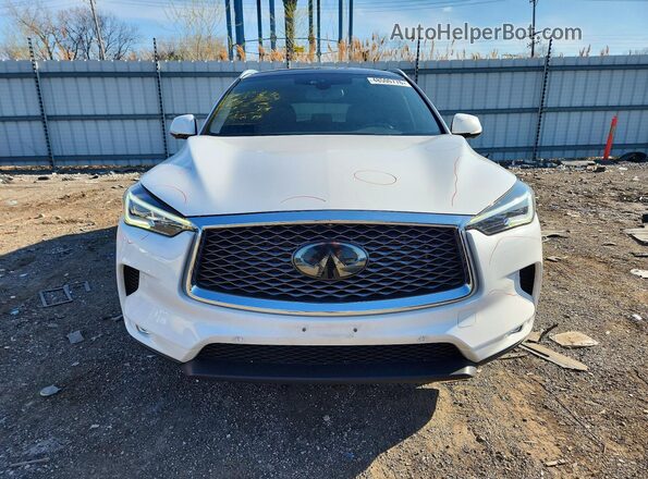 3PCAJ5M32KF105291 2019 INFINITI QX50 White Widok z przodu