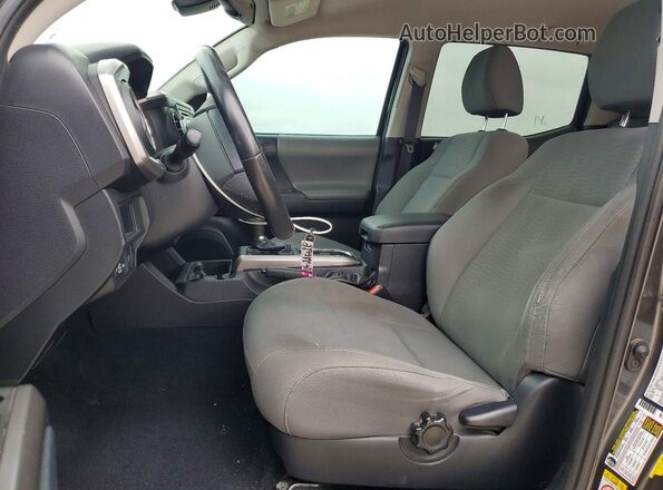 3TMAZ5CN2KM098415 2019 TOYOTA TACOMA Угольный Вид салона спереди